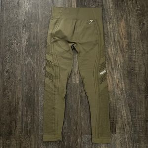 COPY - Gymshark green leggings